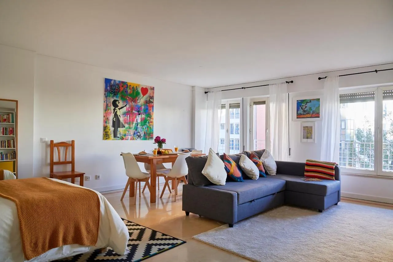 Modern Apartment With Swiming Pool & Garage - Lisboa Portugalsko