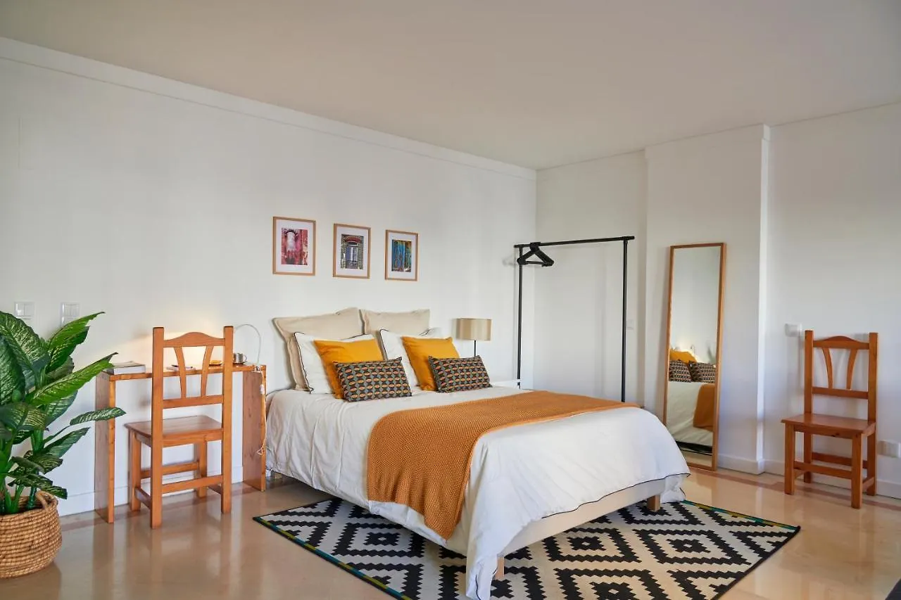 Modern Apartment With Swiming Pool & Garage - Lisboa